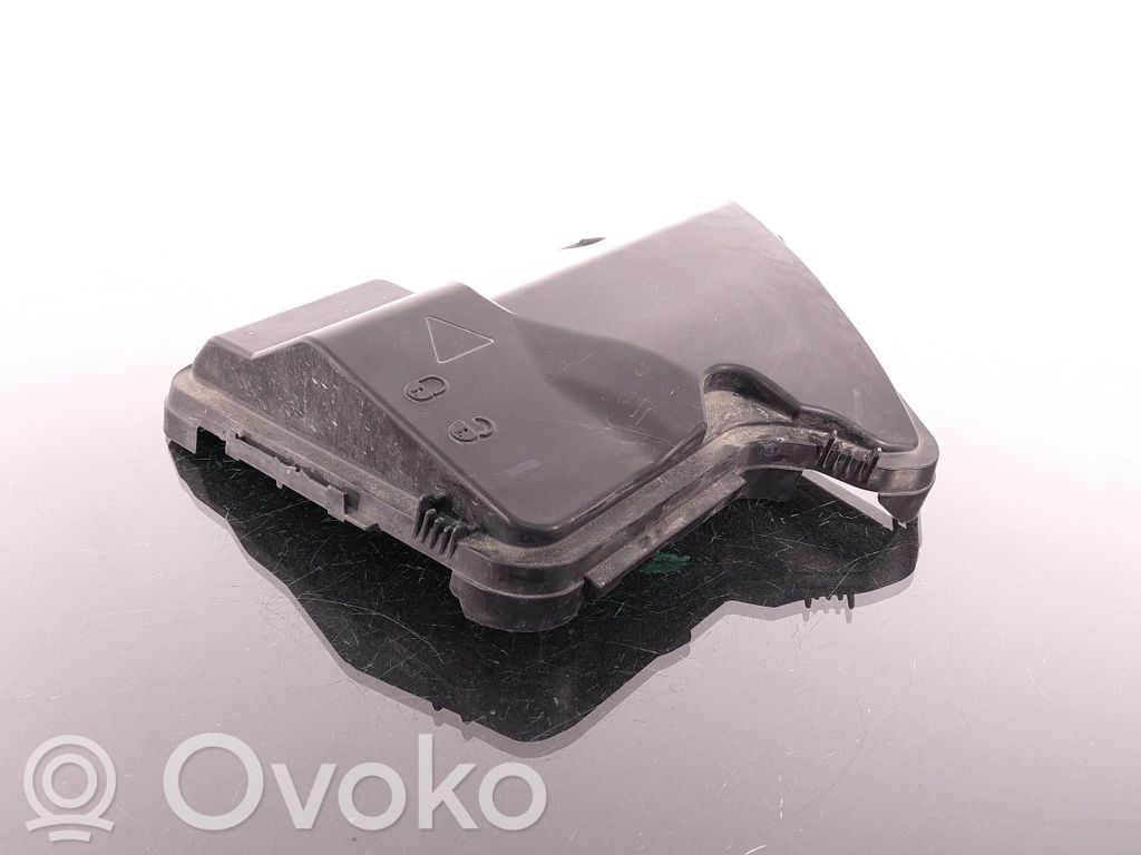 BMW X5 E70 Fuse box cover 