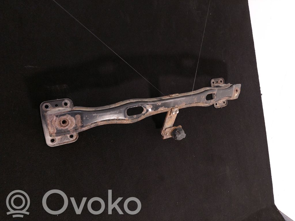 BMW X5 E70 Aizmugurē bampera balka 