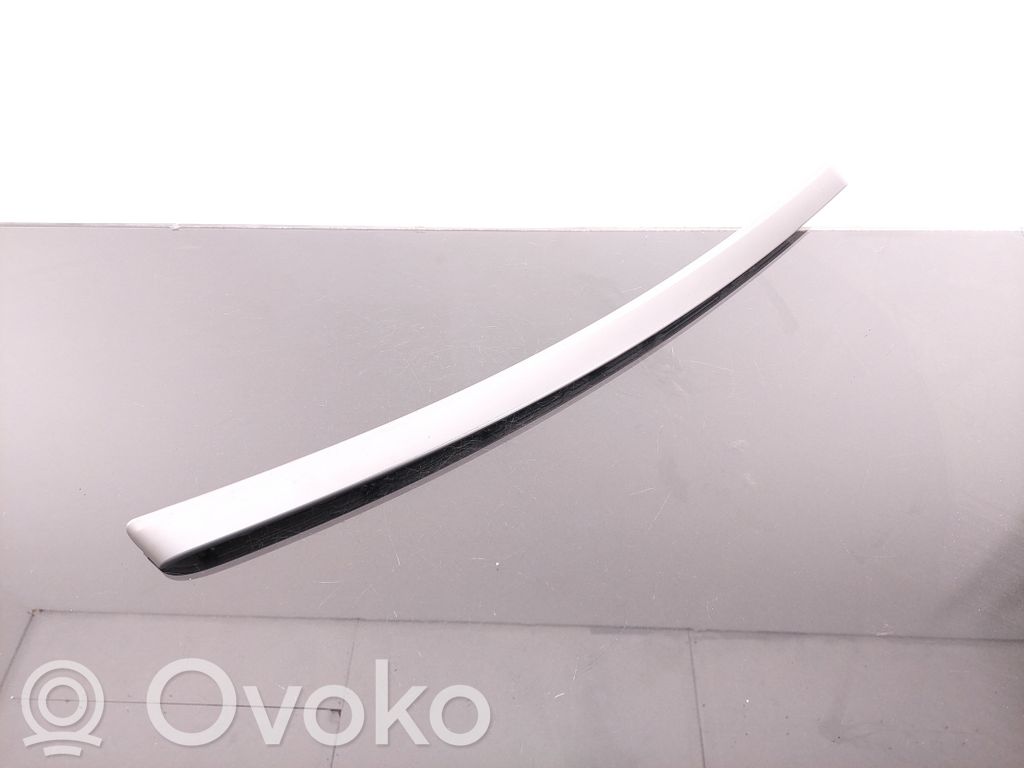 BMW 3 E90 E91 Dashboard glove box trim 