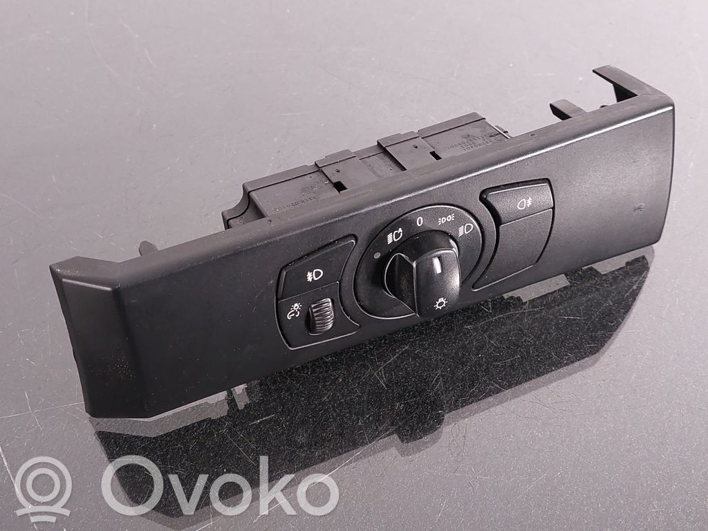 BMW 5 E60 E61 Valokatkaisija 