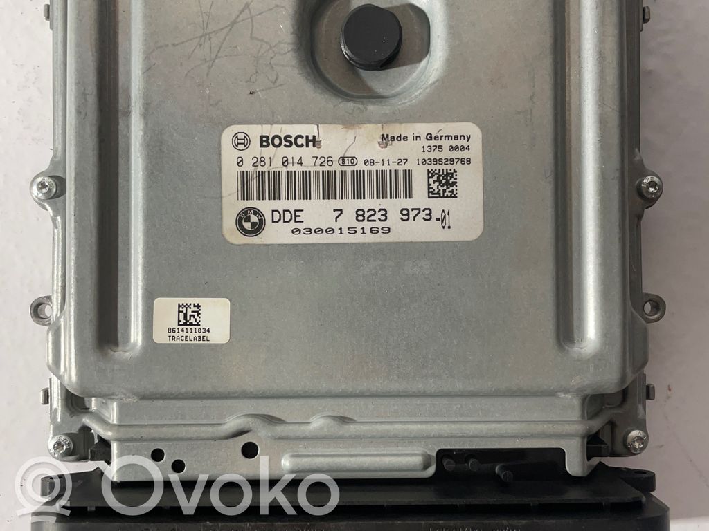 BMW 3 E90 E91 Variklio valdymo blokas 