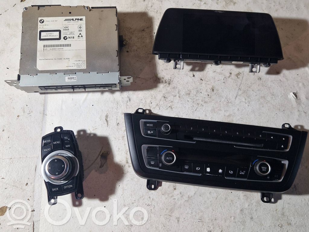 BMW 3 F30 F35 F31 CD/DVD changer 
