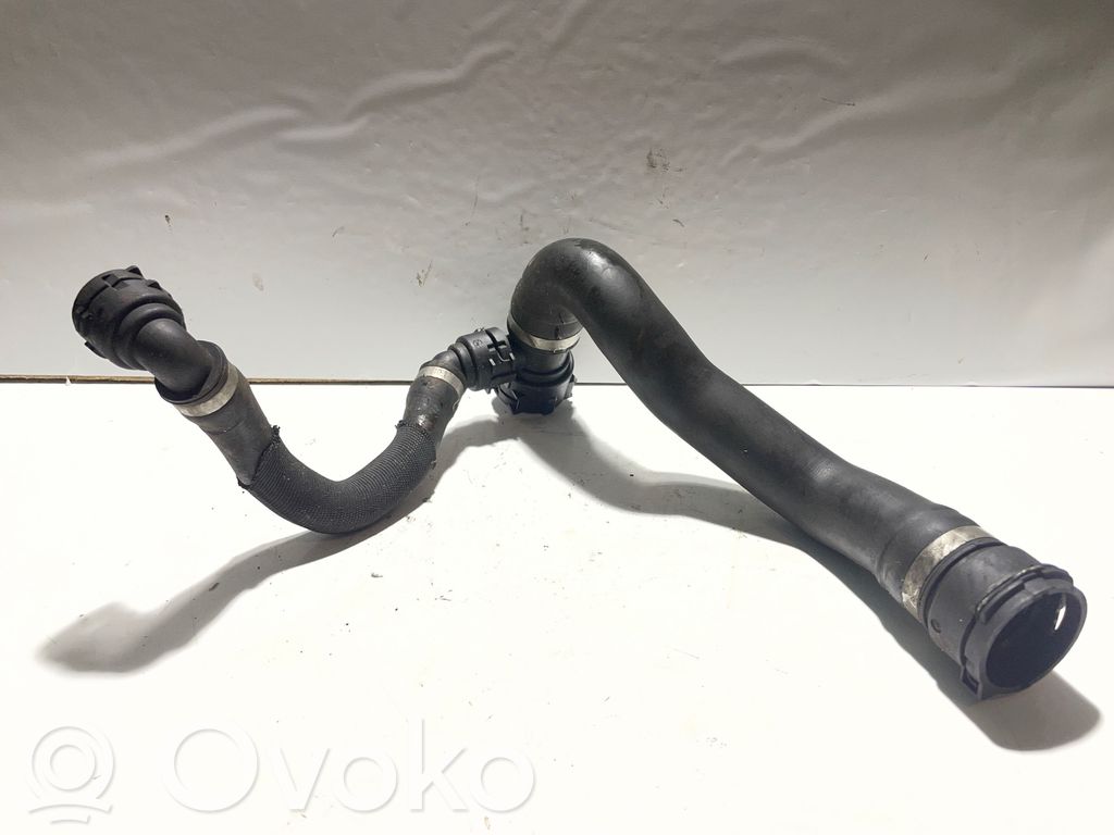 BMW X5 E70 Engine coolant pipe/hose 