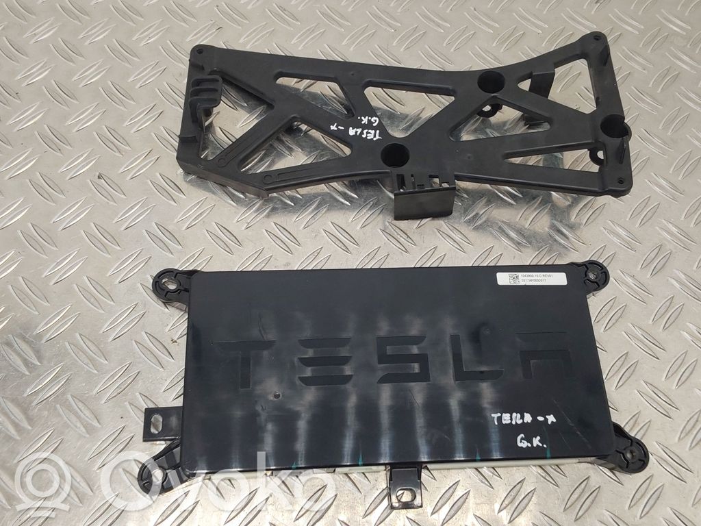 Tesla Model X Door control unit/module 