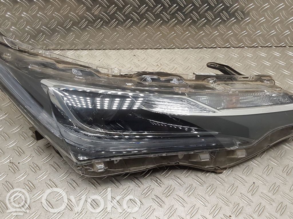 Toyota Corolla E160 E170 Scheinwerfer 