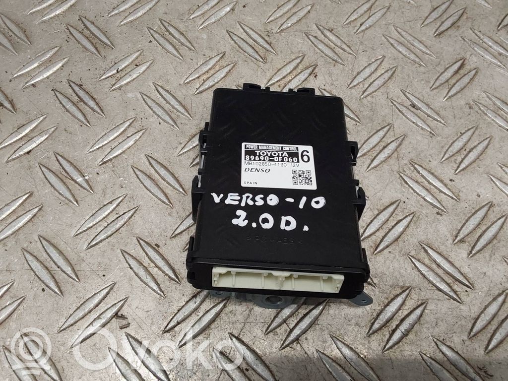 Engine control unit/module ECU   896900F060