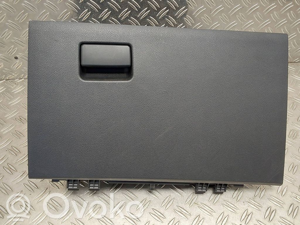 Handschuhfach   5555202430