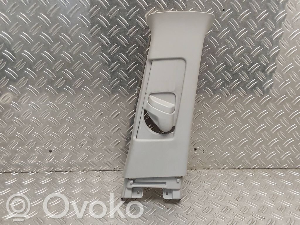 Toyota Auris E180 Pilar (B) (superior) 