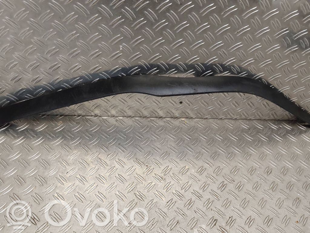Toyota Corolla E120 E130 Borde del parachoques delantero 