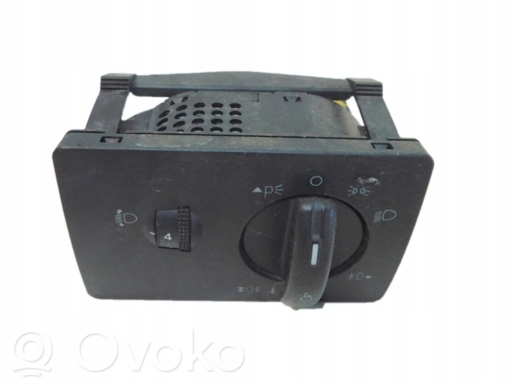 Lichtschalter   4M5T13A024MA