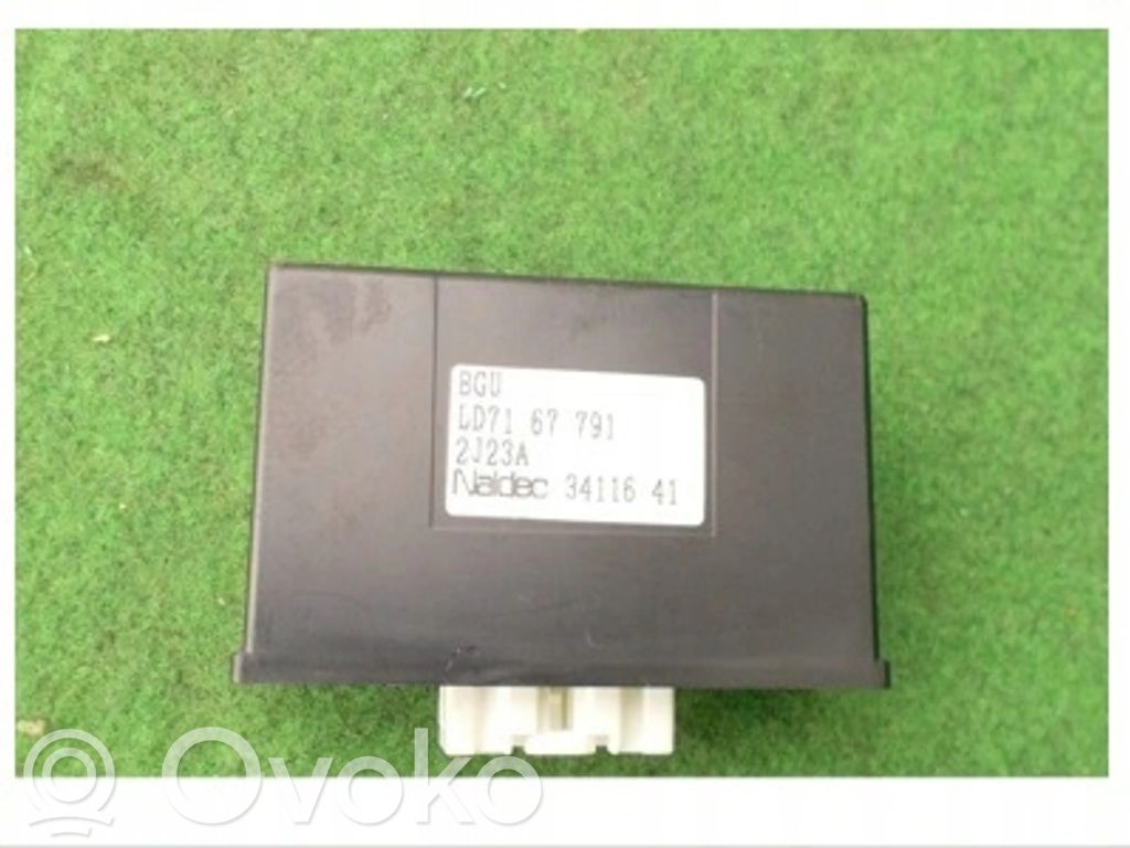 Mazda MPV II LW Autres unités de commande / modules 