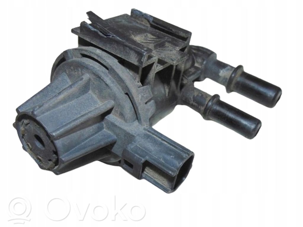 Electromagnetic valve   7U5A9G641DA