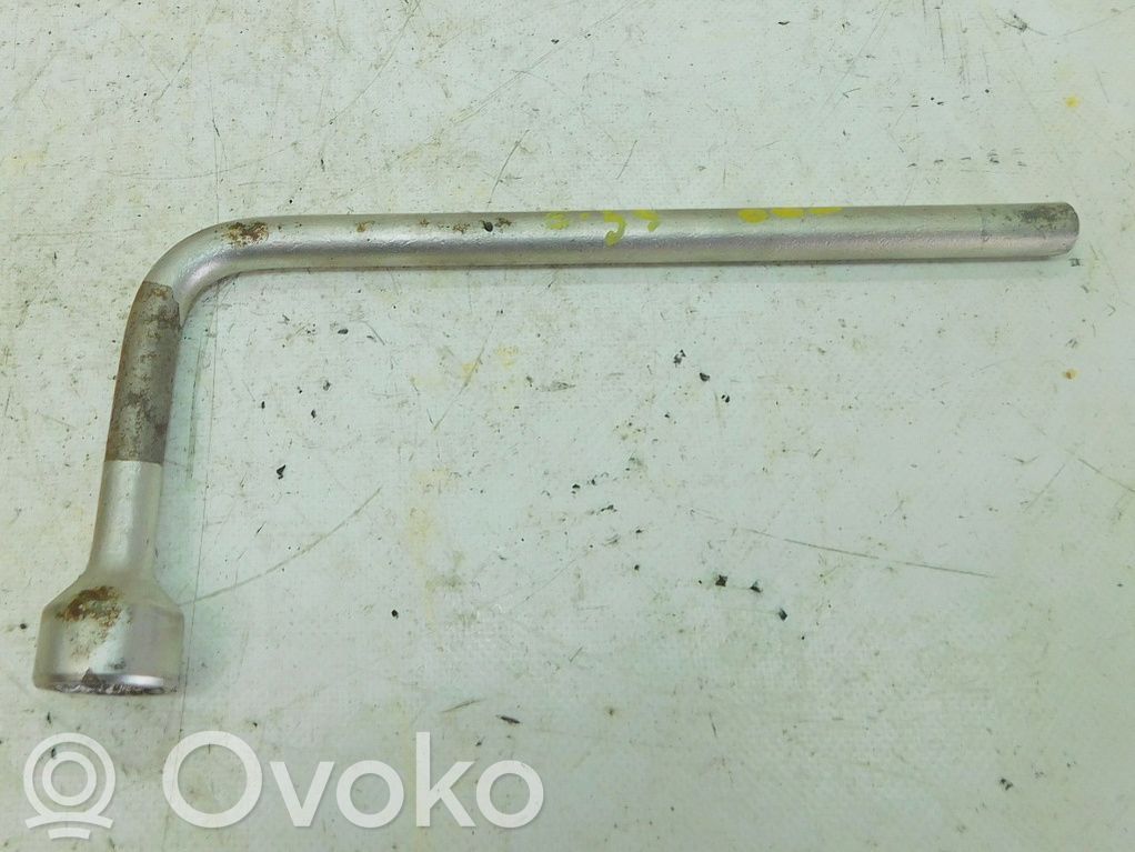 Wheel nut wrench   190250