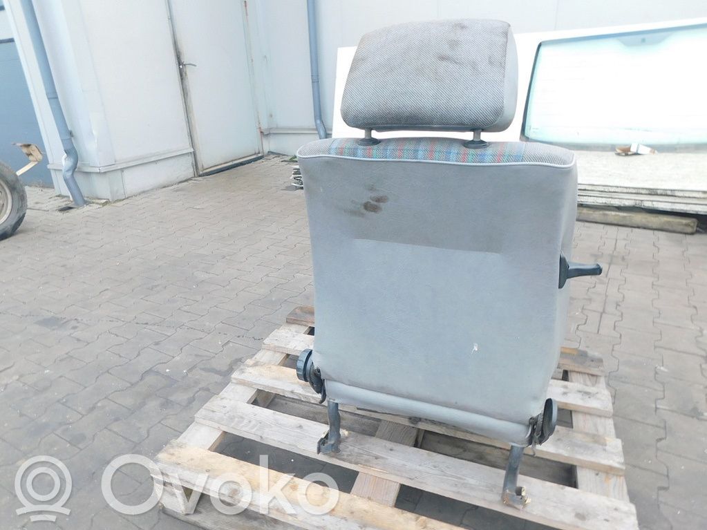 Volkswagen Golf II Front passenger seat 