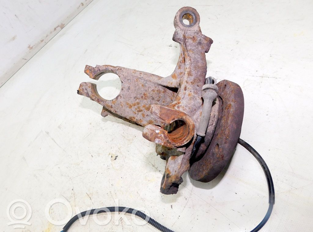 Peugeot 207 Piasta z łożyskiem koła przedniego 