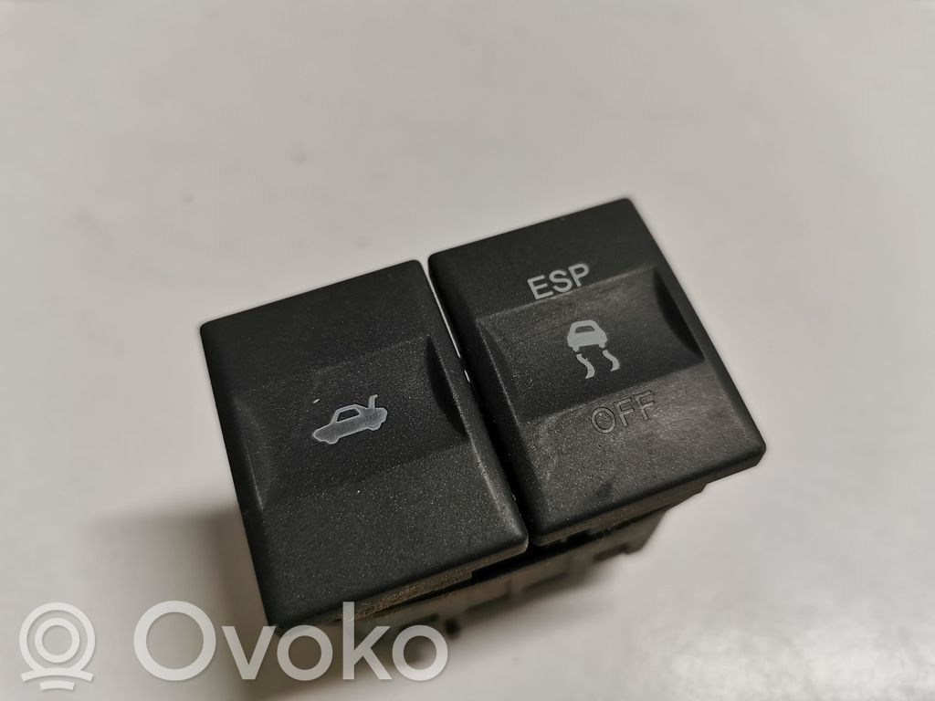 Ford Mondeo Mk III ESP (stability program) switch 