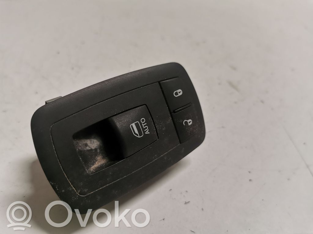 Dodge Challenger Electric window control switch 