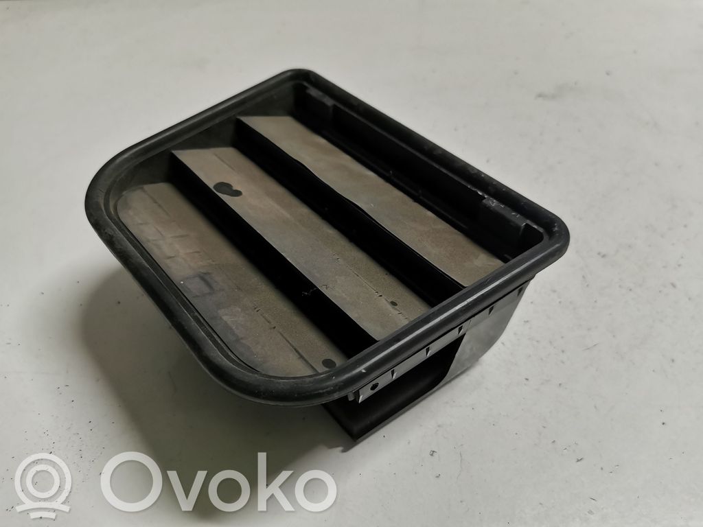 Volvo S60 Évent de pression de quart de panneau 