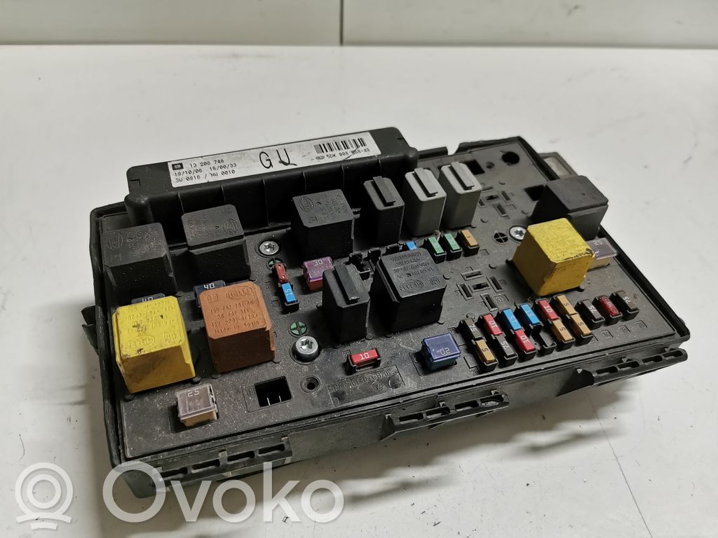 Módulo de fusible   13206748