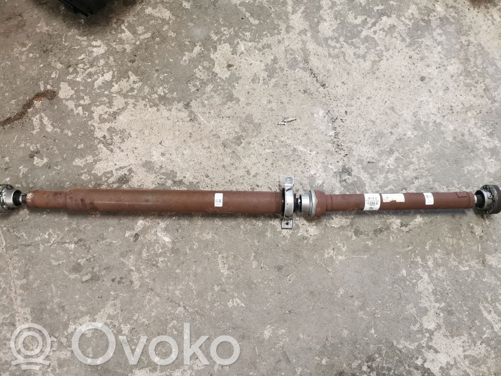 Vidējais kardāns   P52123731AA