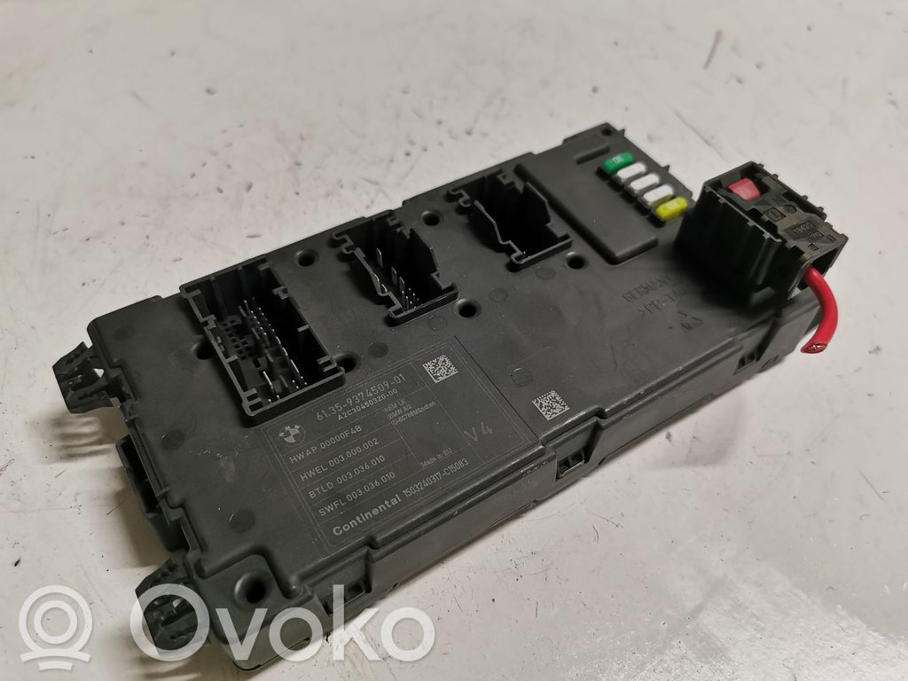 BMW 4 F32 F33 Saugiklių blokas 