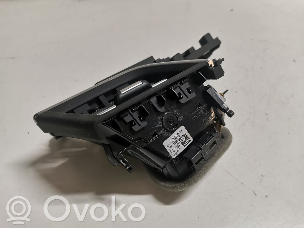 Audi Q7 4M Copertura griglia di ventilazione laterale cruscotto 