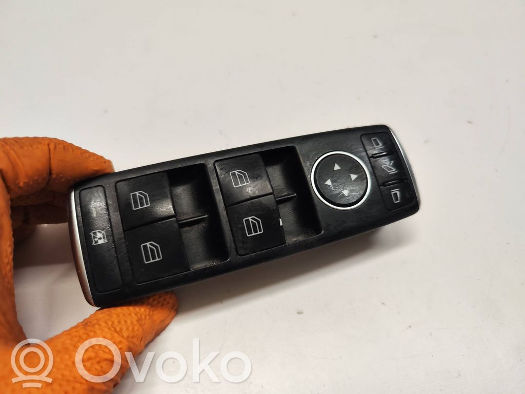 Mercedes-Benz E C207 W207 Electric window control switch 