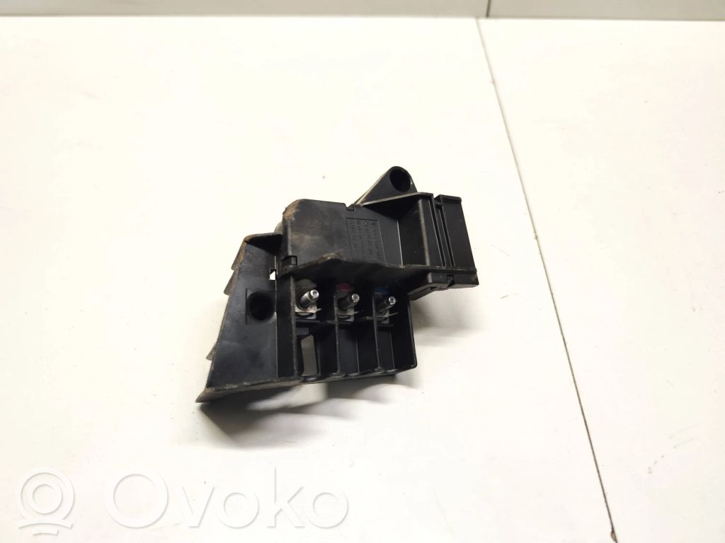 Current control relay   95B937517B,KB95B57B
