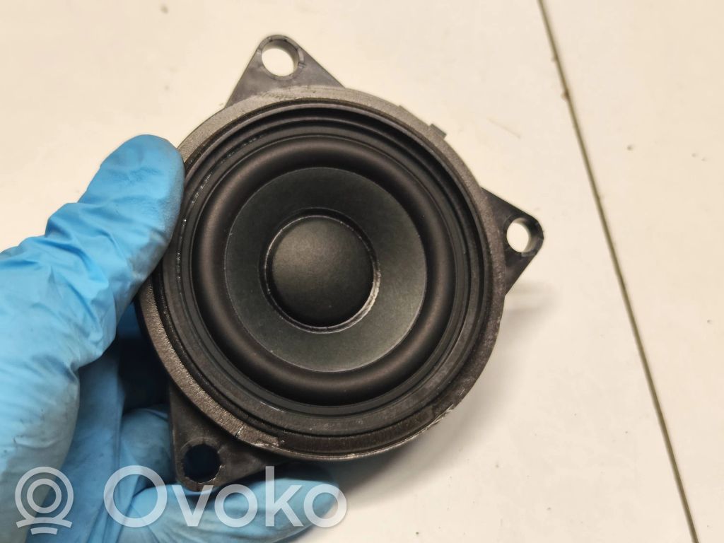 Volvo XC90 Front door speaker 