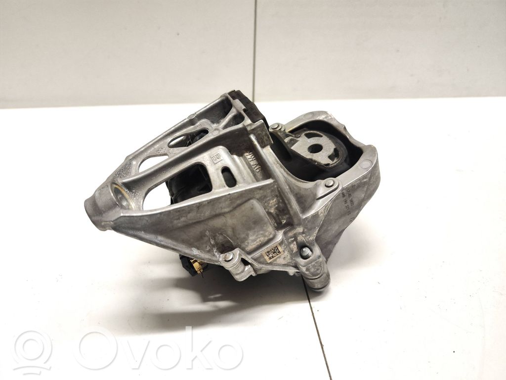 Audi Q5 SQ5 FY Engine mount bracket 
