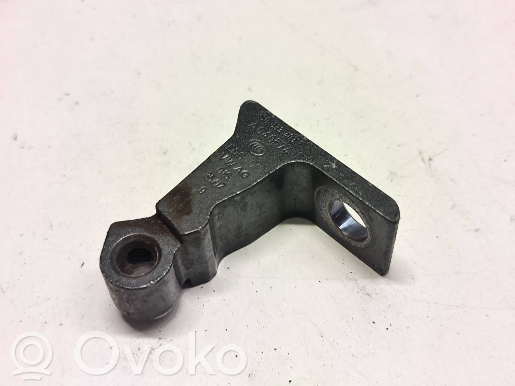 Front door upper hinge   8S0833403E,A046574,8B0833403E