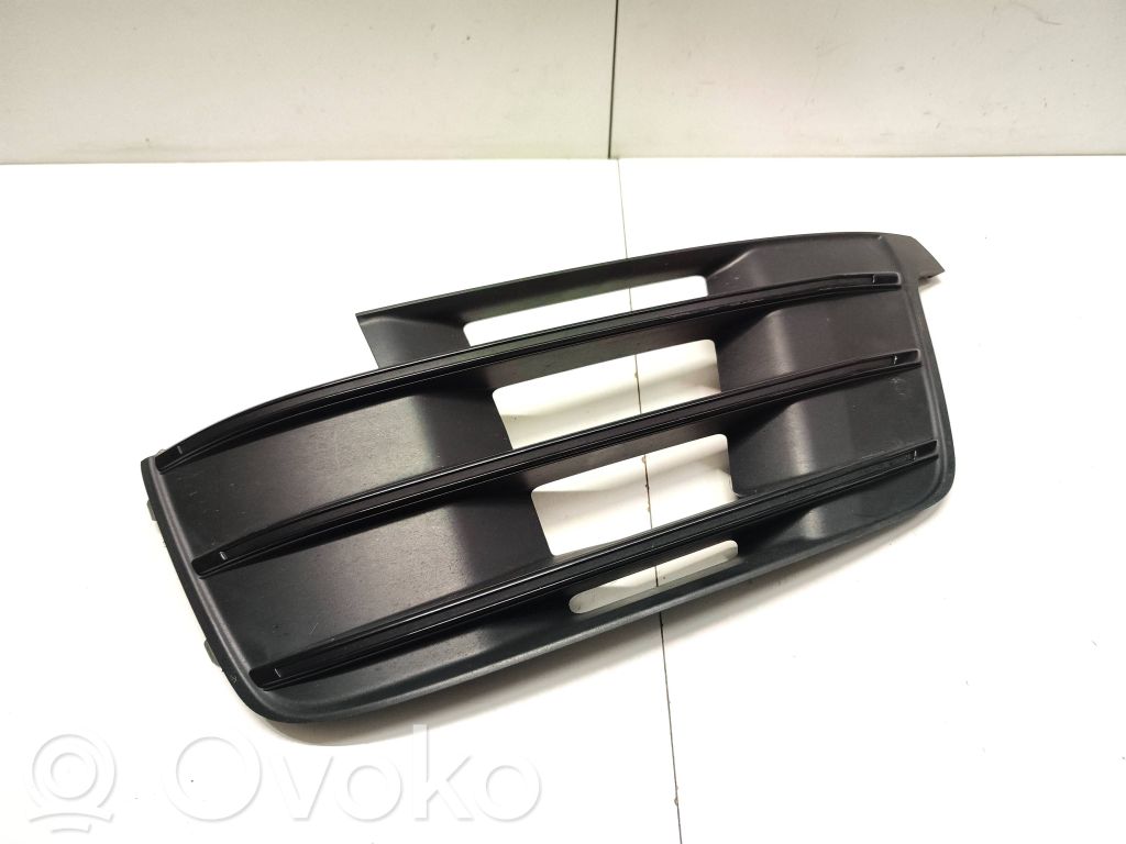 Audi Q7 4M Front bumper lower grill 