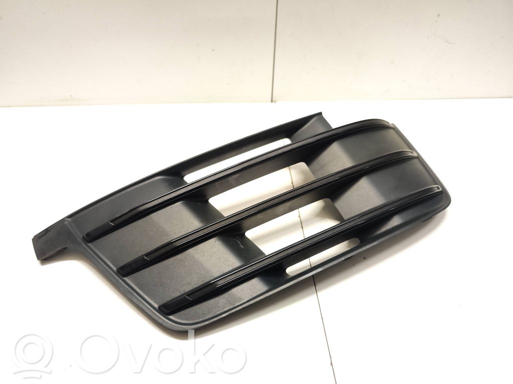 Audi Q7 4M Front bumper lower grill 