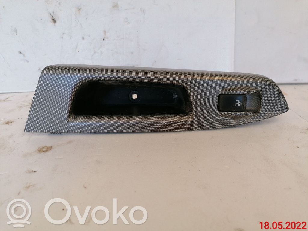 Hyundai Getz Tailgate glass/window release handle 