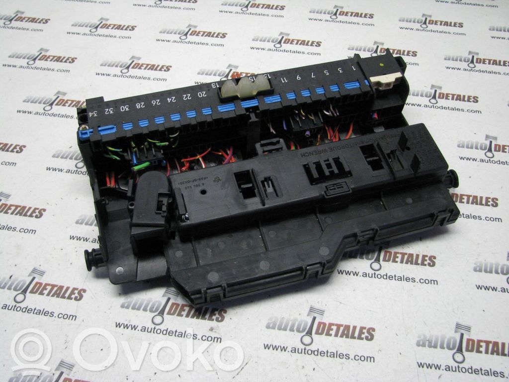 Fuse module   8364540