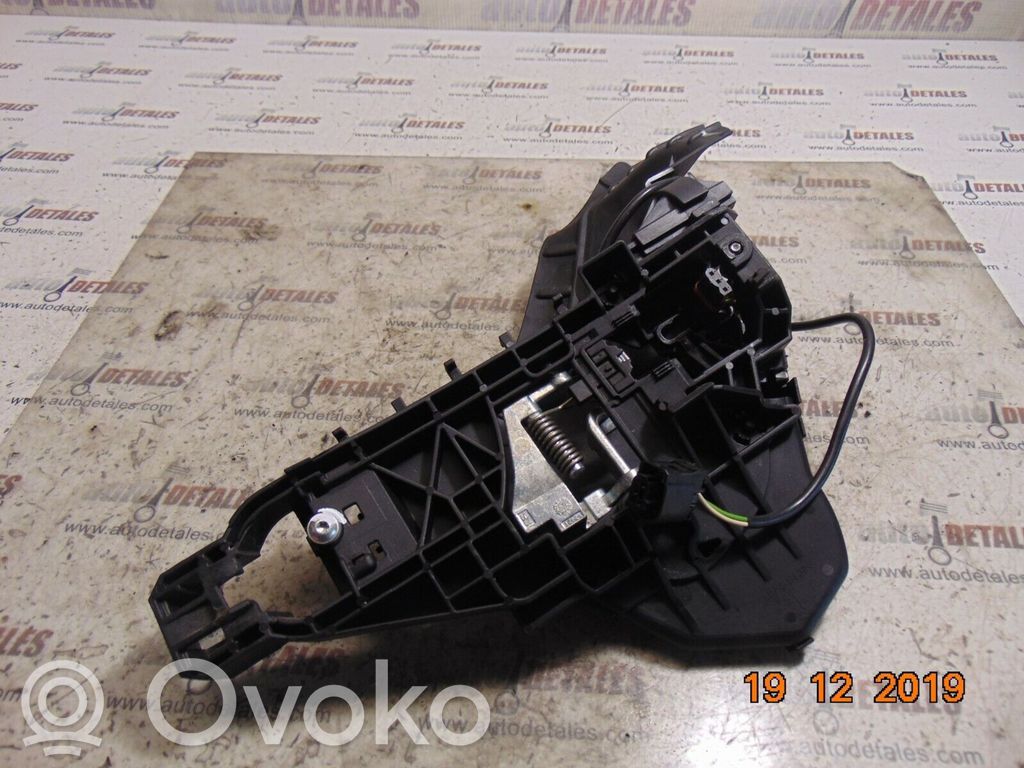 Mercedes-Benz ML W164 Klamka/wspornik zewnętrzny drzwi przednich 
