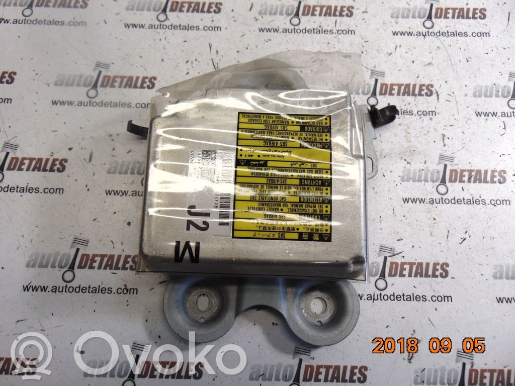 Lexus LS 430 Airbag control unit/module 