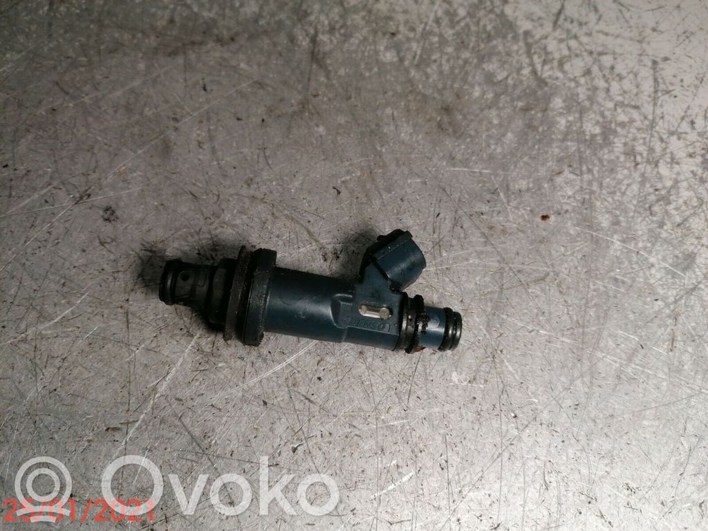 Lexus RX 300 Inyector de combustible 