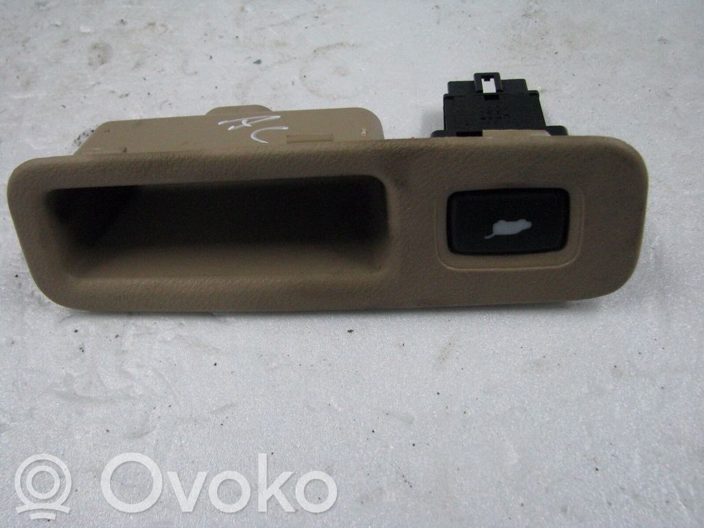Honda Accord Tailgate/boot open switch button 