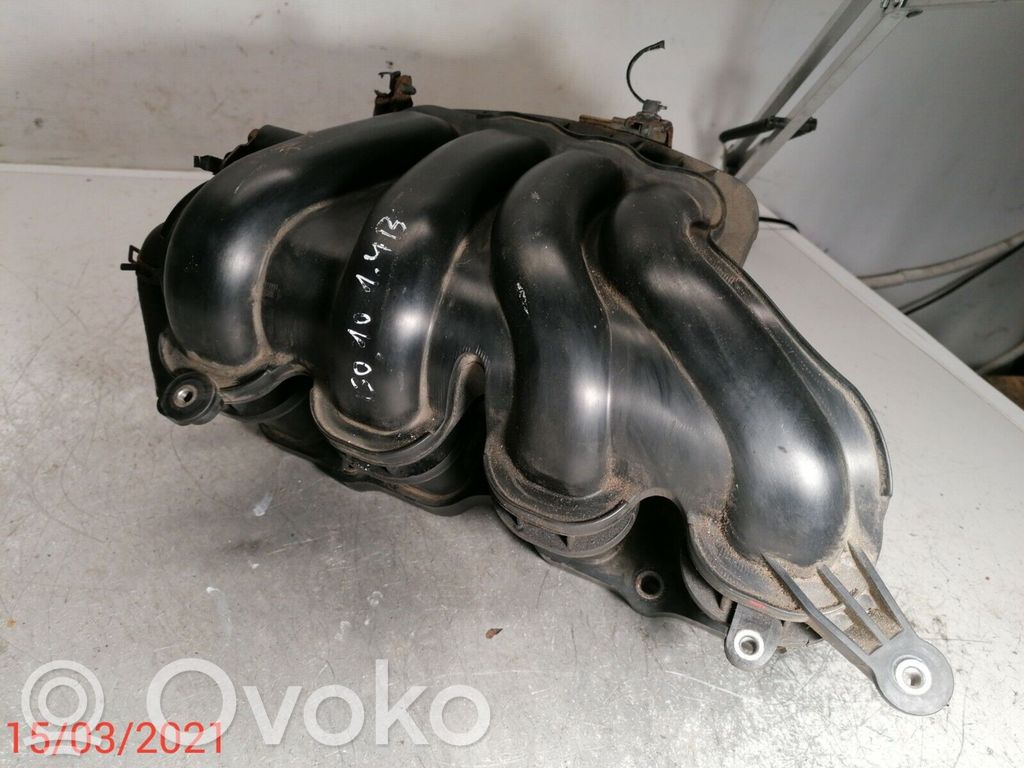 Hyundai i30 Ansaugbrücke Ansaugkrümmer 