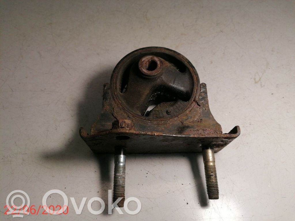Toyota RAV 4 (XA20) Engine mount bracket 