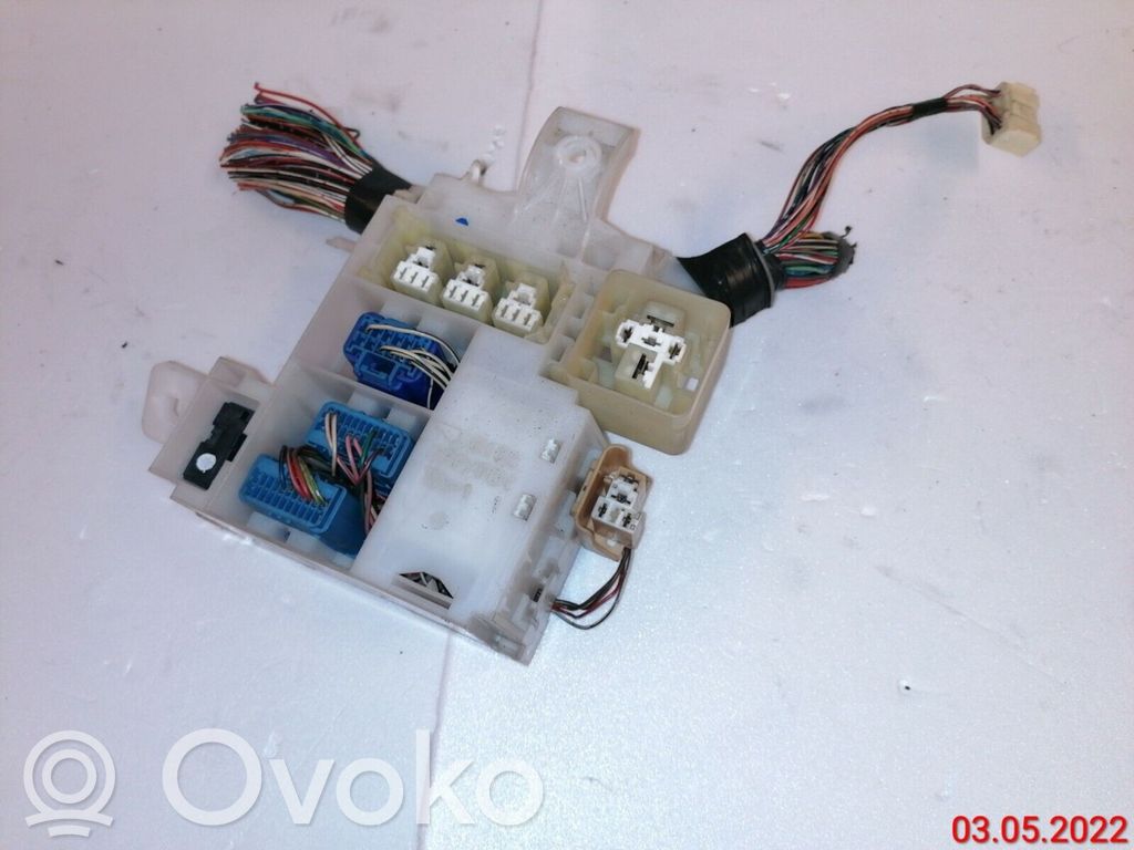Toyota Corolla E120 E130 Fuse box set 