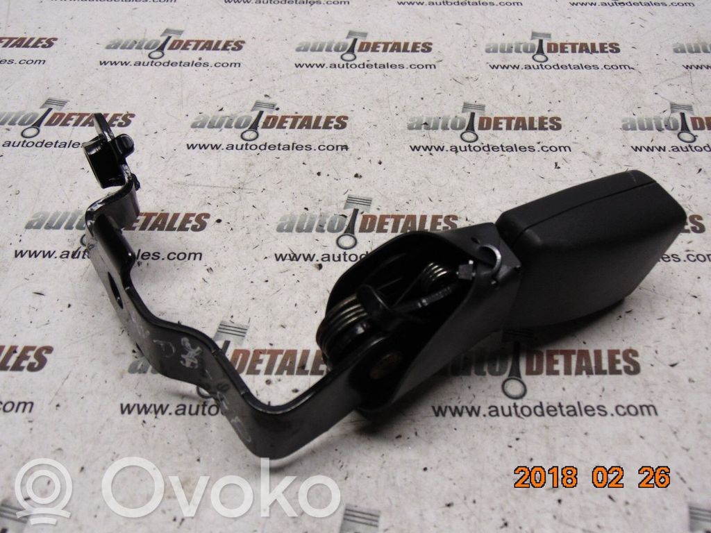 Toyota Avensis T250 Rear seatbelt buckle 
