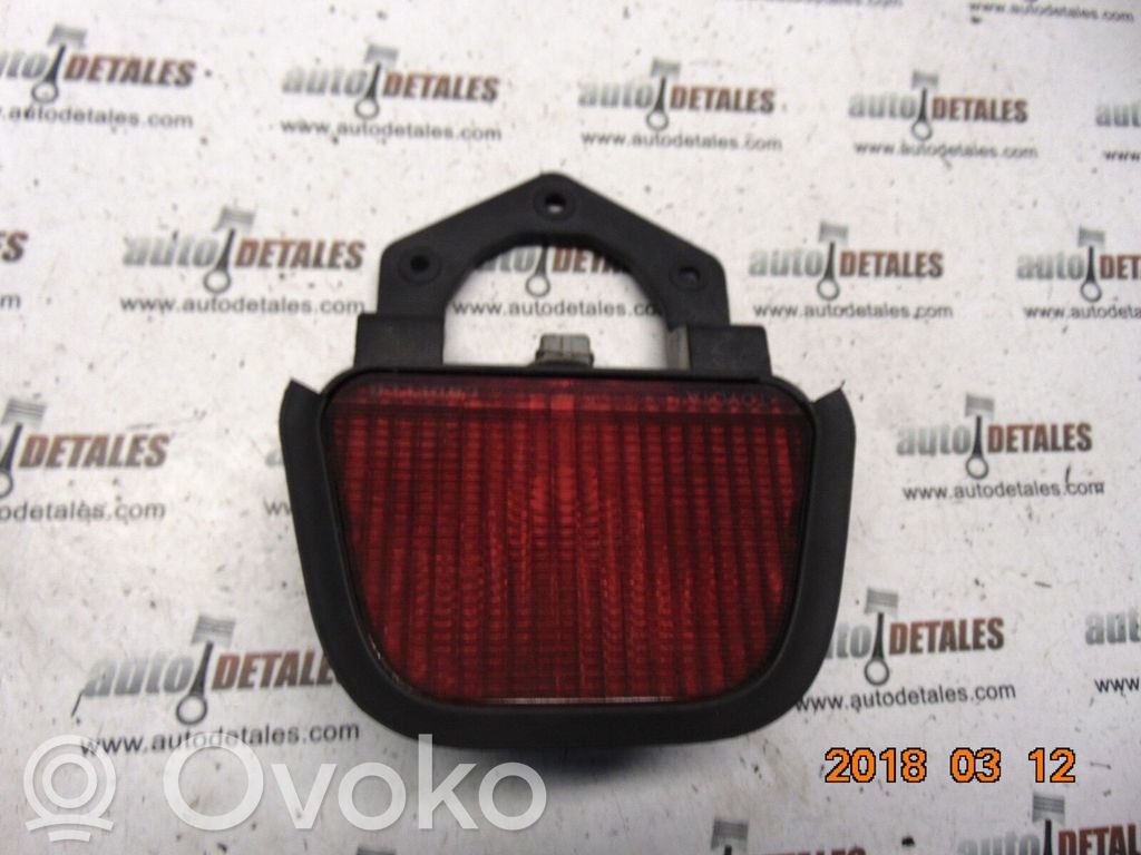 Toyota Avensis T220 Third/center stoplight 