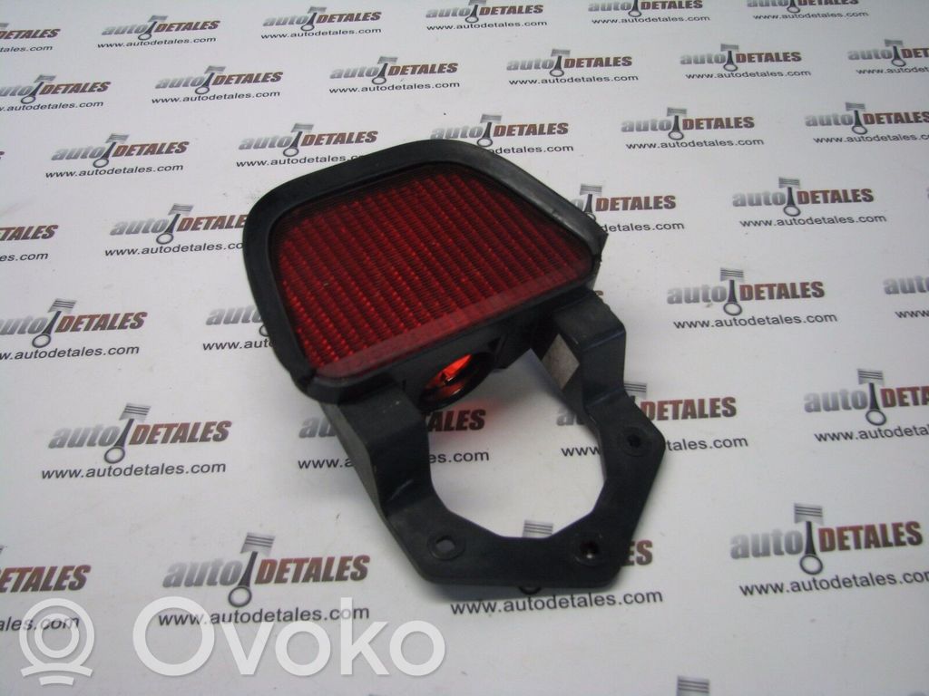 Toyota Avensis T220 Third/center stoplight 