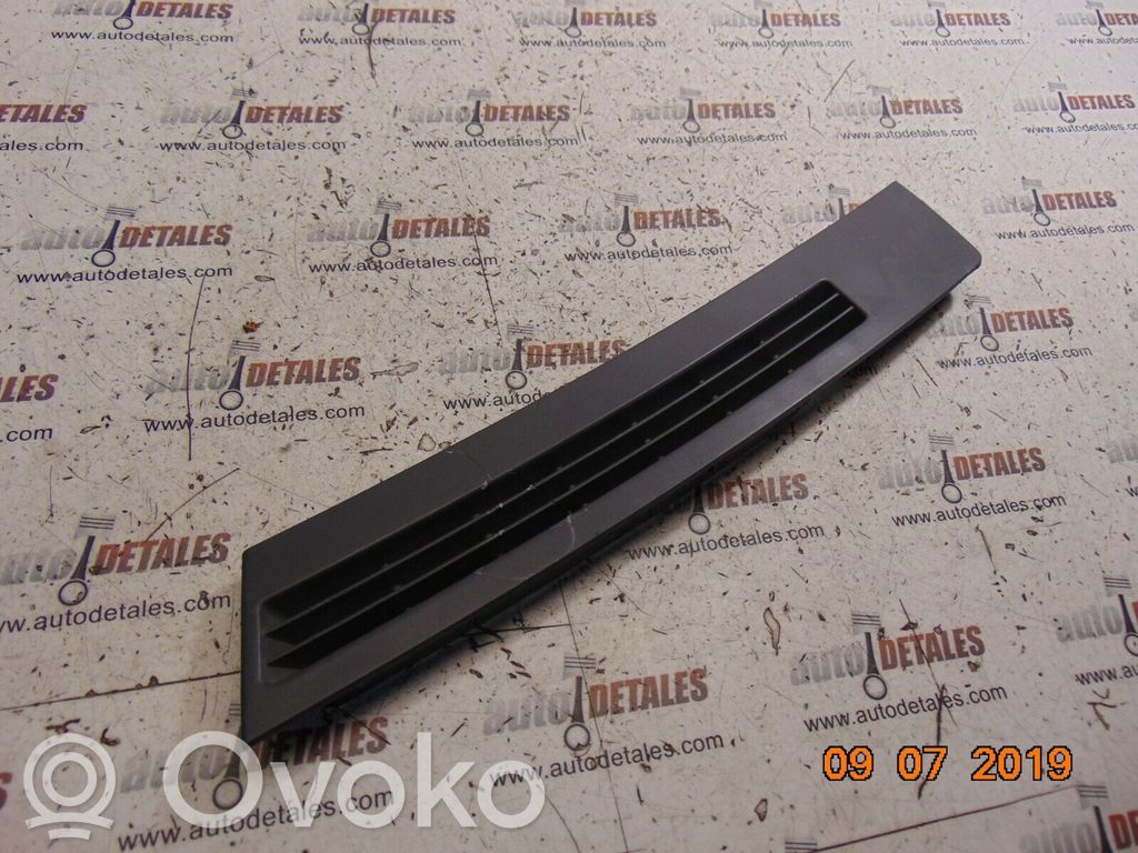 Jeep Grand Cherokee (WK) Dashboard air vent grill cover trim 