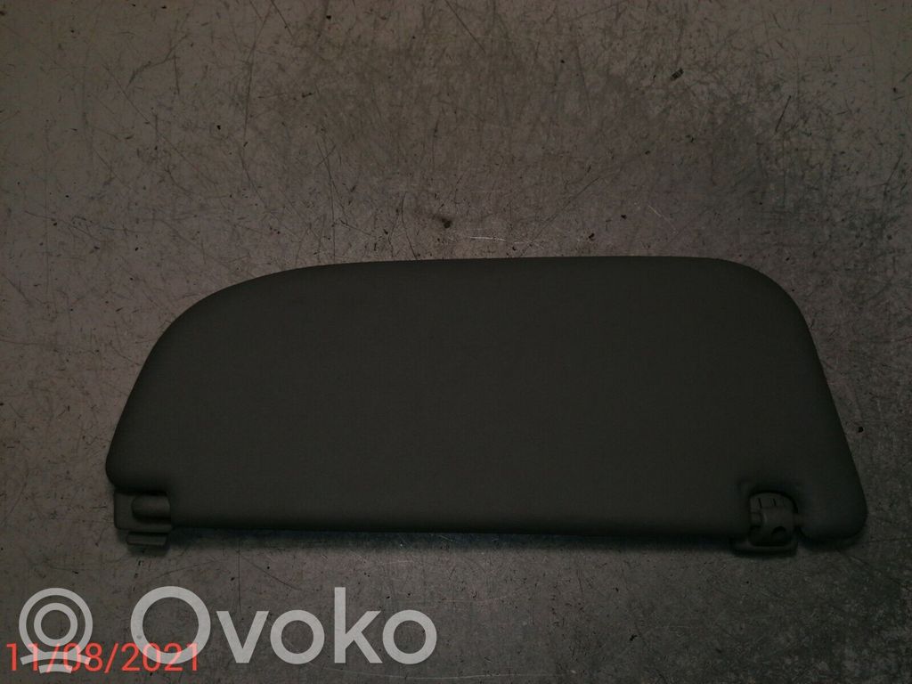 Sun visor