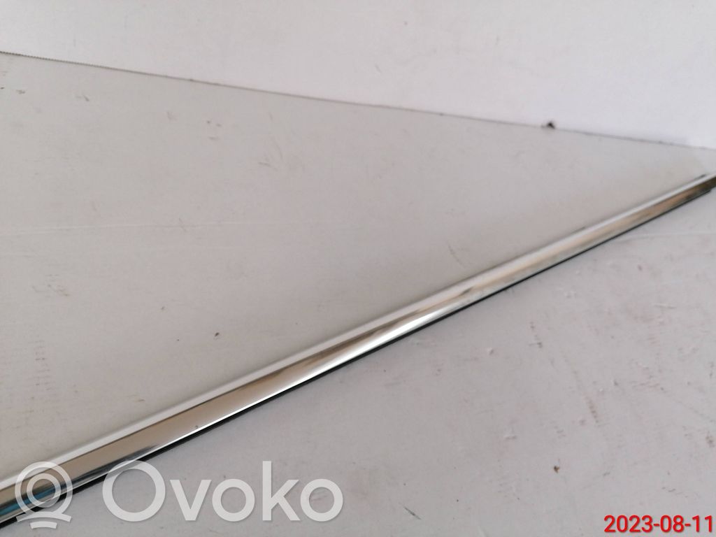 Opel Insignia A Listwa / Uszczelka szyby drzwi tylnych 