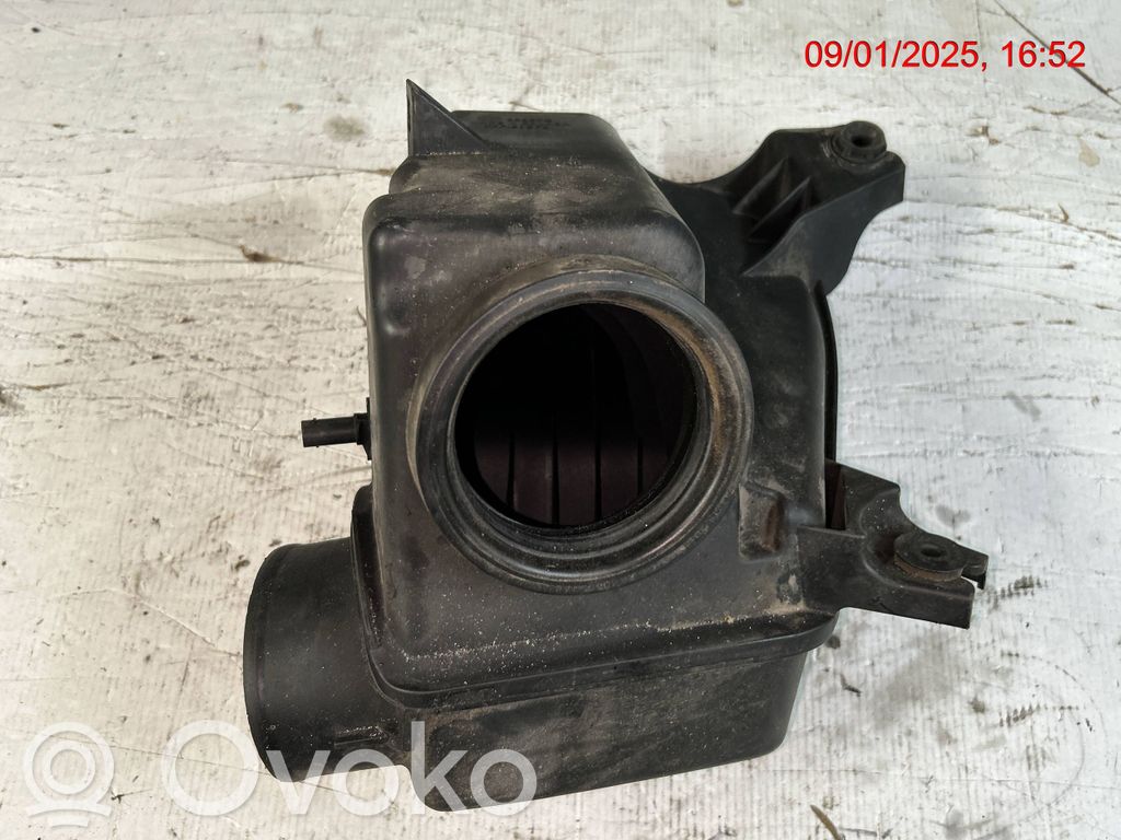 Chrysler Pacifica Windshield washer fluid reservoir/tank 