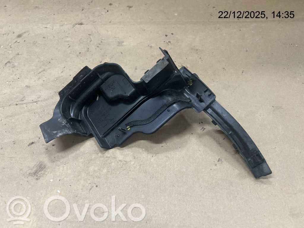 Toyota Auris E180 Podszybie przednie 